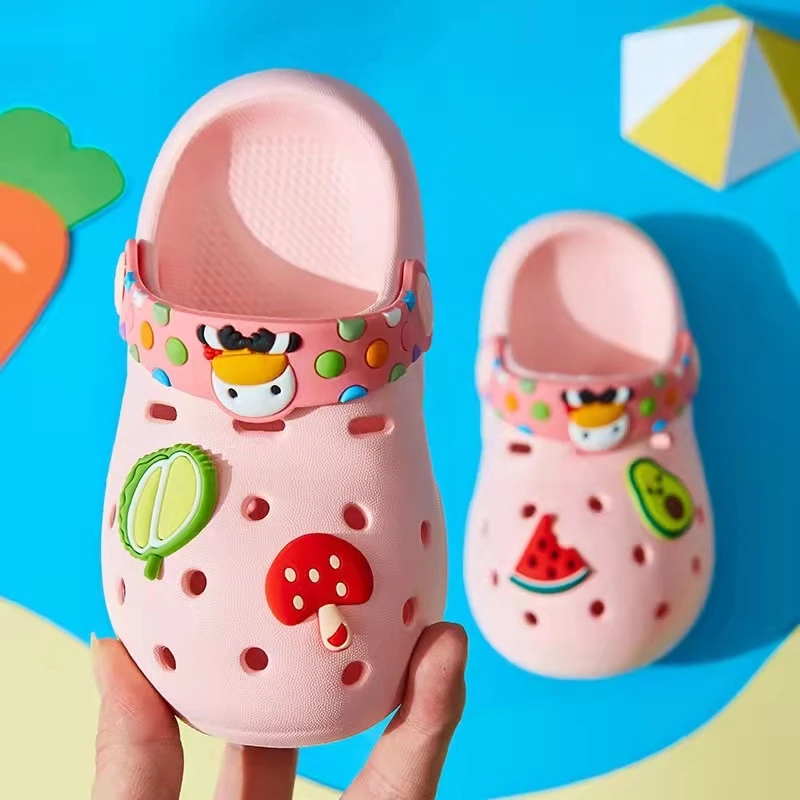 Cartoon Nette Clogs kinder Sandalen Loch Schuhe Jungen und Mädchen Weichen Boden Nicht-slip Baby Hausschuhe Sommer Kinder schuhe für Mädchen