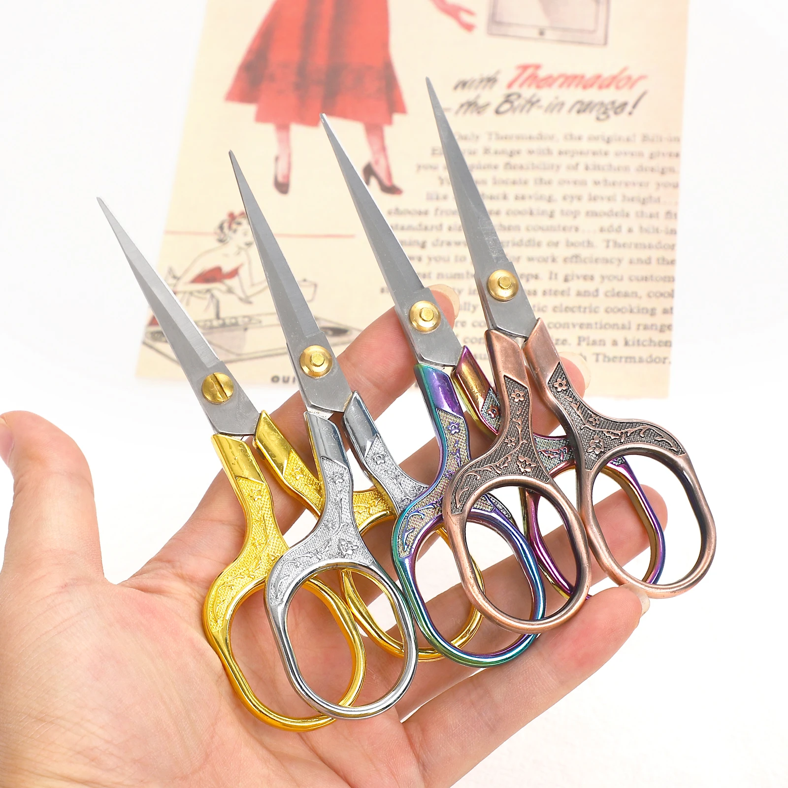 Retro High Craft Scissors Kawaii Carved Cutting Supplies Small Scissors DIY Journal Scrapbook Material Cutting Office Stationery