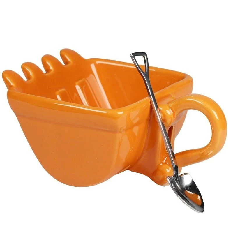 Novel 340ml Ceramics Mugs Excavator Bucket Model Coffee Mug With Spade Shovel Spoon For Dessert Funny Mugs Cake Cup Gift Canecas