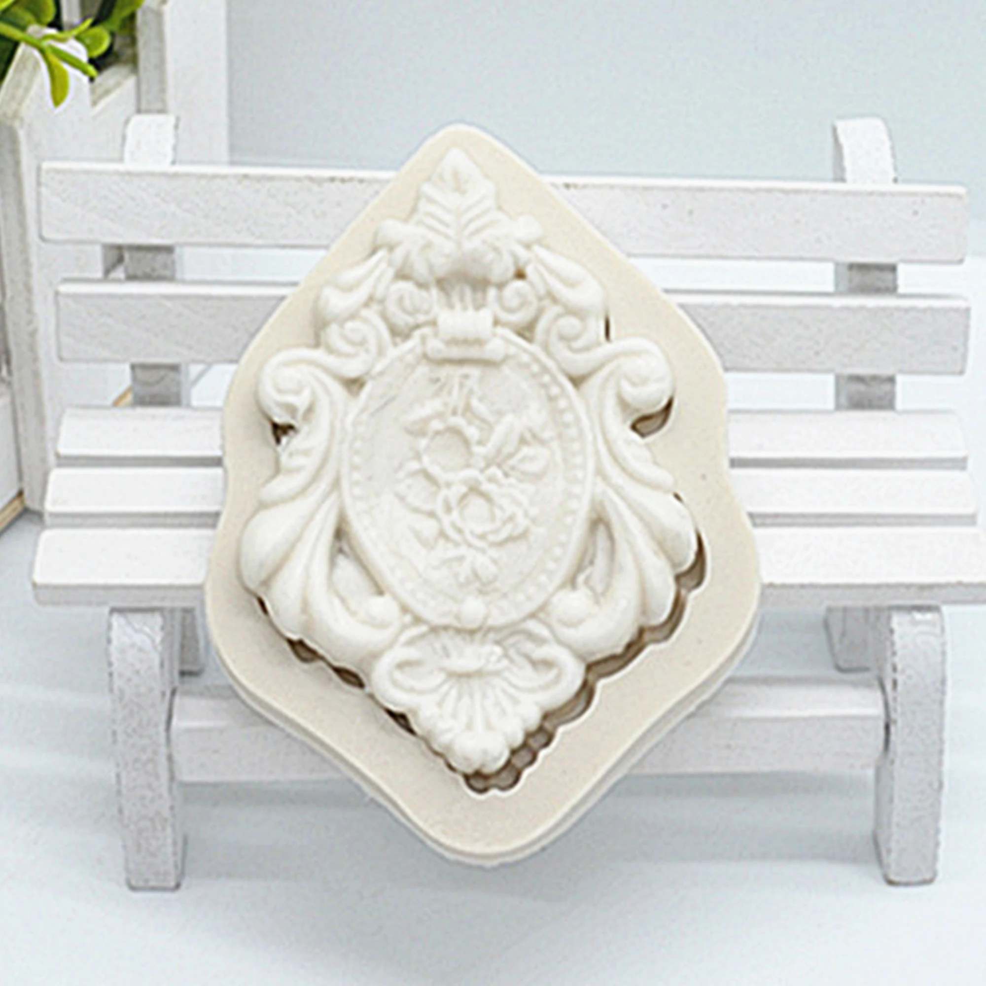 European relief lace mold fondant cake molds chocolate mould for the kitchen baking Silicone Cake Decoration Tools