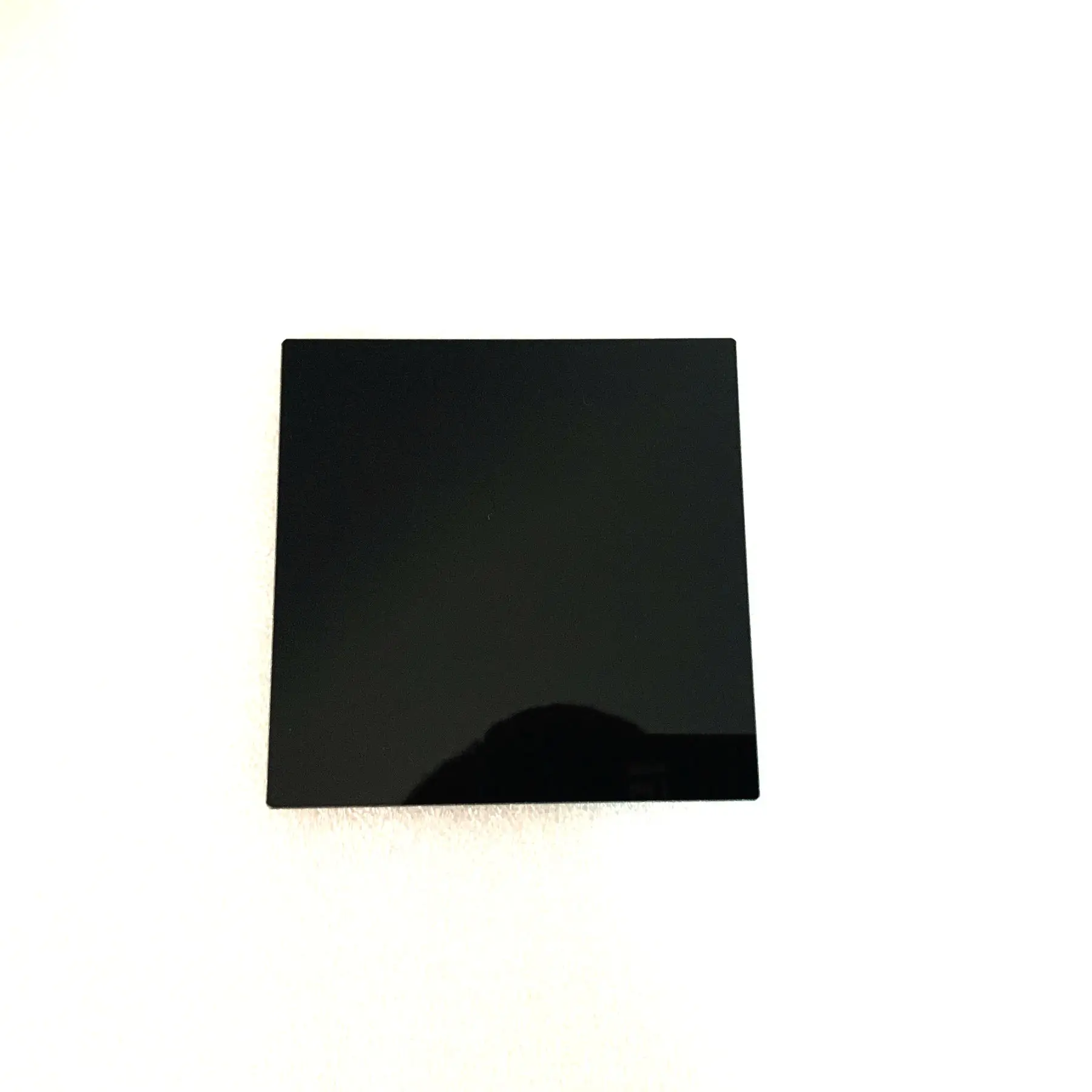 Filtre passe-matière plastique PMMA IR, 930nm, taille 100x100x1mm