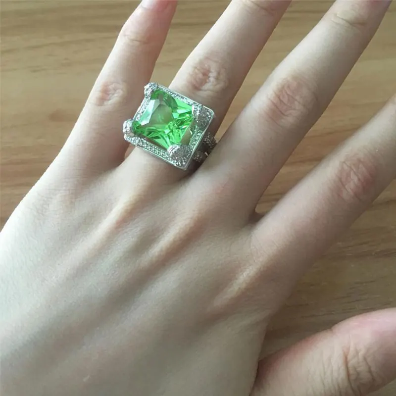 Glamour Fashion Woman Green Zircon Silver Plated Ring Engagement Wedding Ring Jewelry Accessories