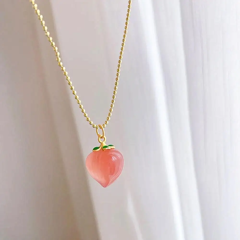 Natural Stone Quartz Red Peach Cherry Pendant Necklace For Woman Metal Chain Plated 14K Gold Necklace Choker Sweet Jewelry Girl