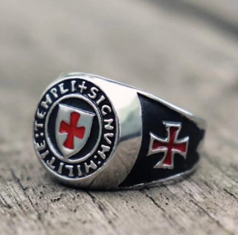 Fashion Personality Red Armor Shield Knight Templar Crusader Cross Ring for Men Medieval Signet Retro Vintage