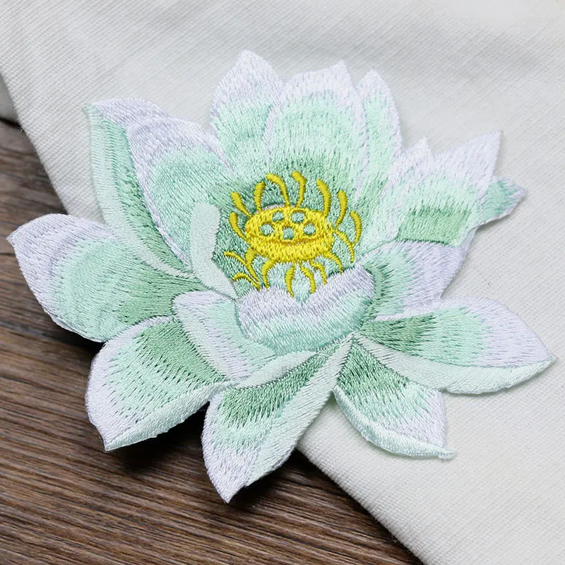 Lotus Custom Iron on Backpack Embroidered Patches for Clothes Application Flower Appliques Sewing colorful Diy patch  applique