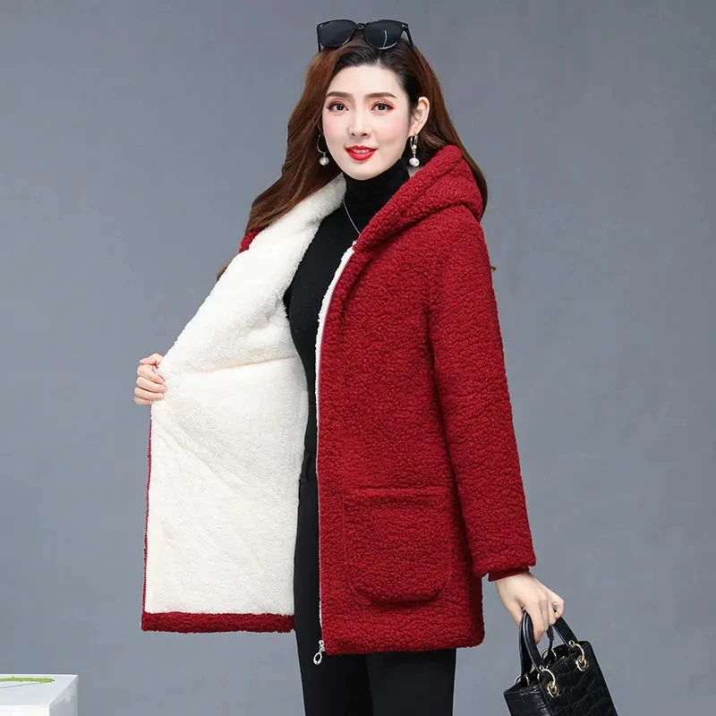 Middle-Aged Elderly Women's Lamb Wool Coat 2022 New Fashion Winte Jacket Loose Mid-Iength Female Hooded Overcoat