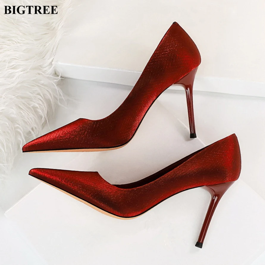 2024 Pointed Women Pumps Fashion Embossed Silk Office Ladies Designer Red Black High Heels Prom Stiletto Party Bride Shoes Woman