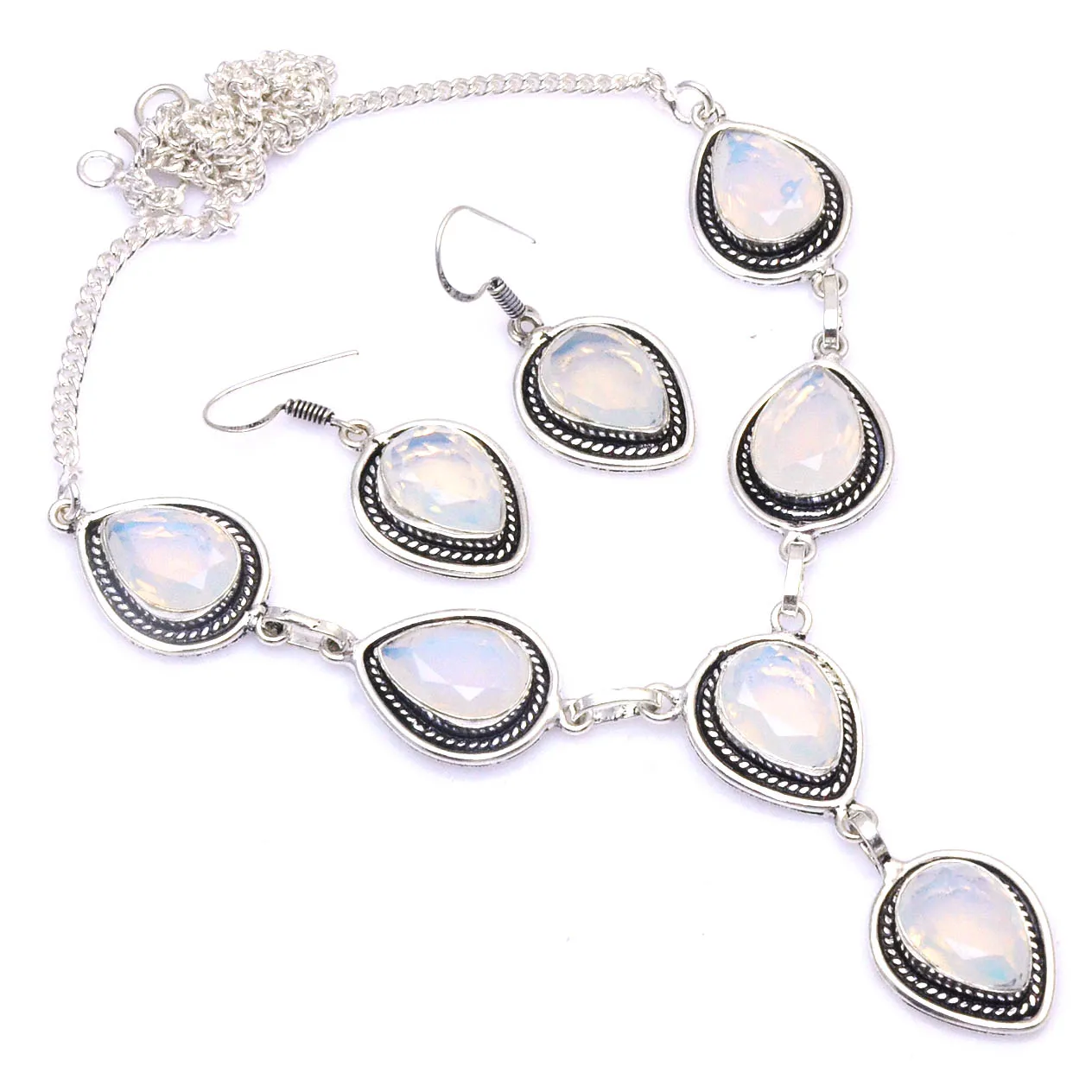 

Genuine Opalite Necklace Earing Silvers Overlay over Copper , 50 cm, N4559