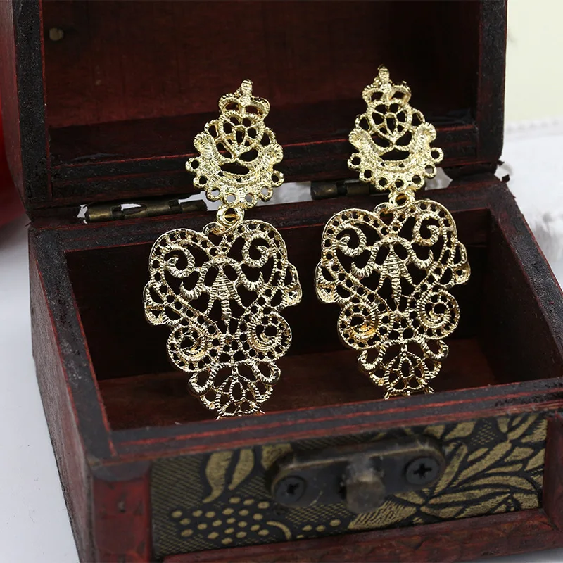 New Bohemia Vintage Hollow Leaves Drop Earrings Women\'s Jewelry Big Brand Exaggerated Female Dangle Brincos Bijoux Gift EB158