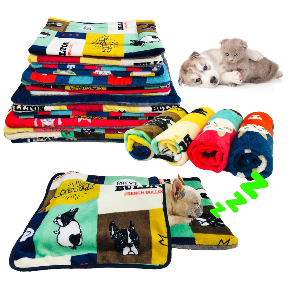 Pet Mat Cat Dog Flannel Blanket Pet Bed Bedding Warm Sofa Mat Bath Towel Blanket Dog Kennel Soft Comfortable Sleeping Mat