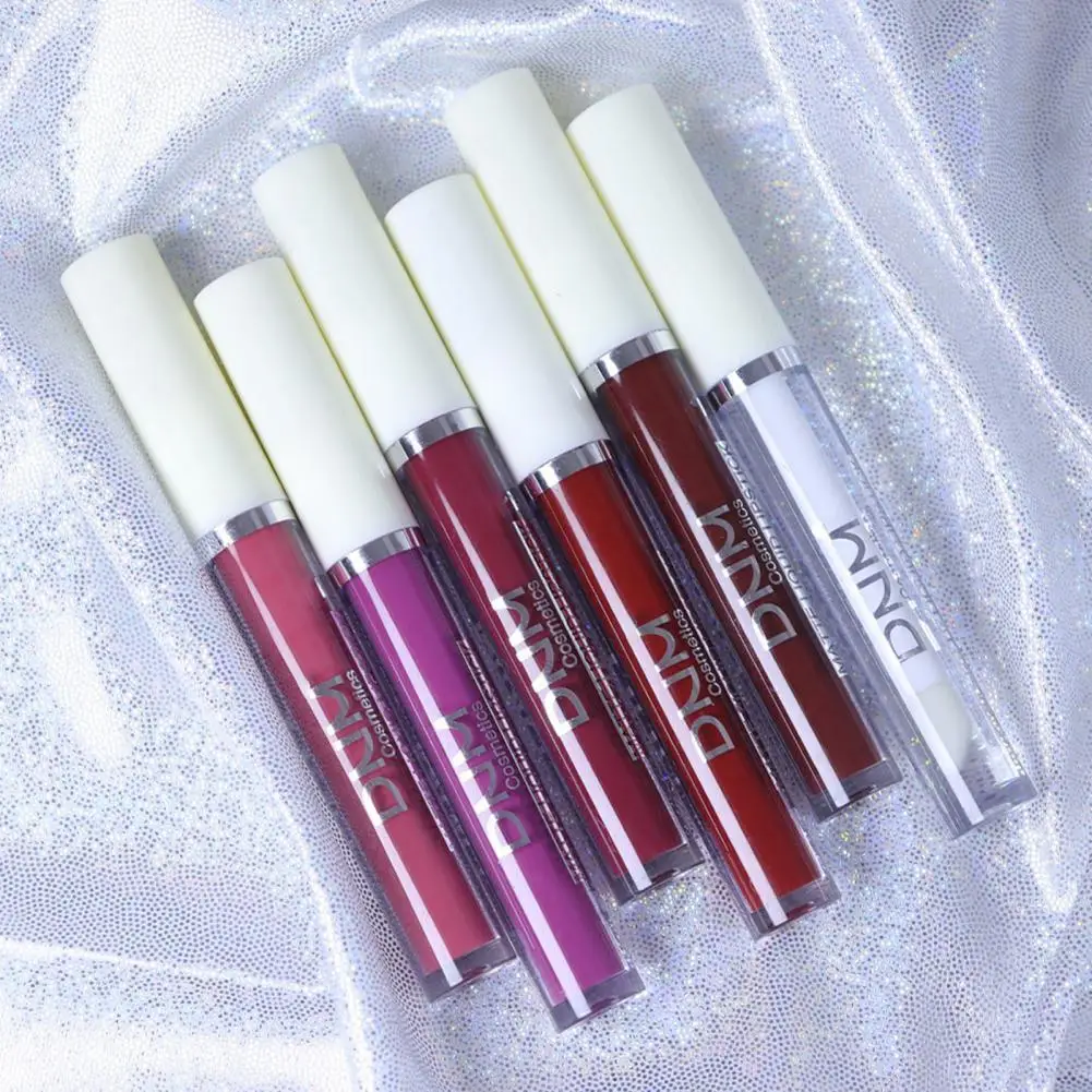 

Velvety Finish 2.5ML Universal Lipstick Gloss Beauty Cosmetic Lip Gloss Kit Silky Lipstick Luxurious for Novice