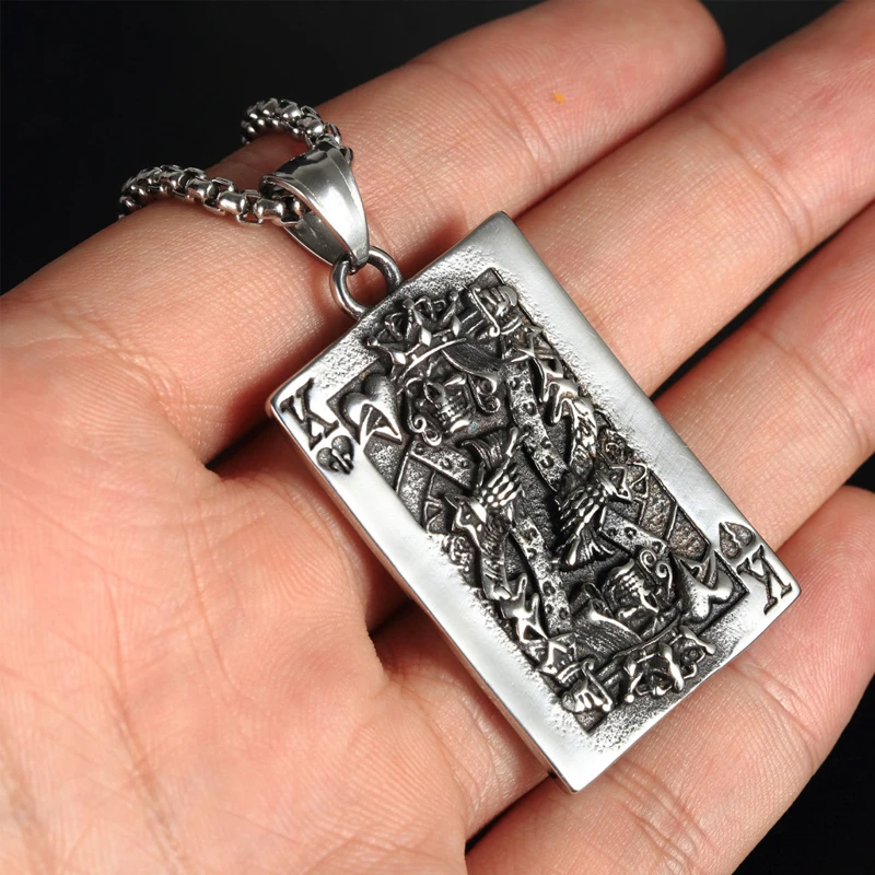 New Retro Playing Card King K Skull Pattern Pendant Necklace Men's Necklace Fashion Metal Skull Pendant Accessorie Party Jewelry