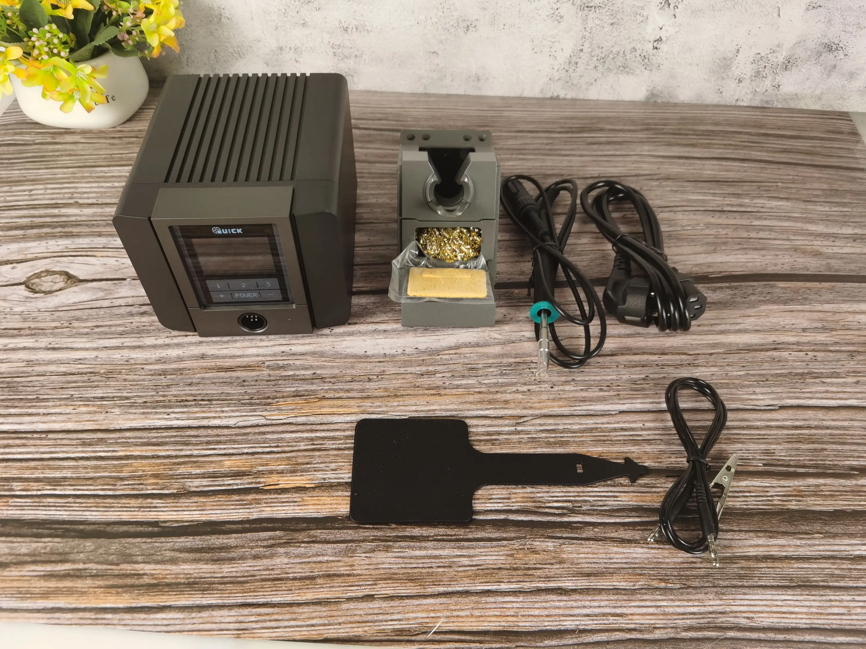 QUICK TS1200A lead-free soldering station electric iron 120W anti-static soldering 8 second fast heating Welding 220V