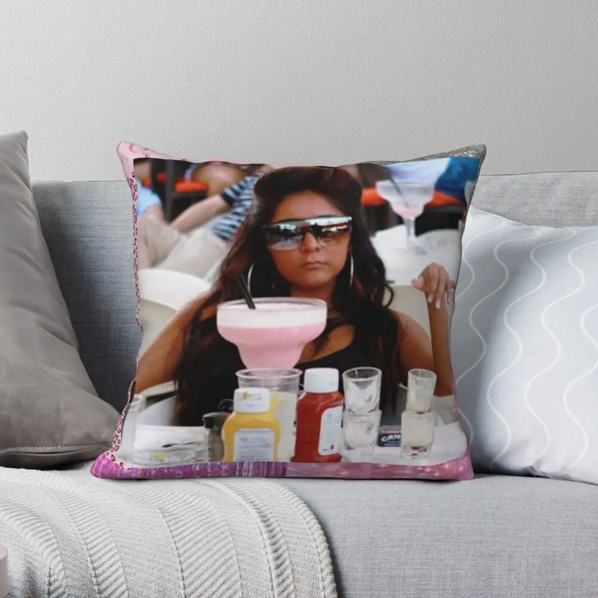 Snooki Mood Pillowcase Polyester Linen Velvet Pattern Zip Decorative Pillow Case Sofa Cushion Cover Wholesale