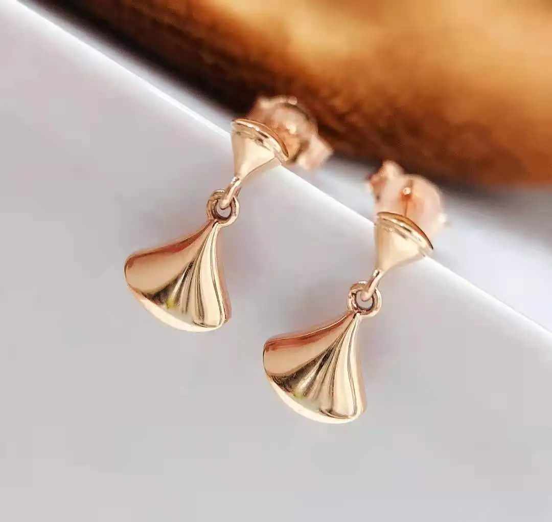 

real gold au750 (18k) fashion skirt-style earring jewelry for lady&gift&life wear&party