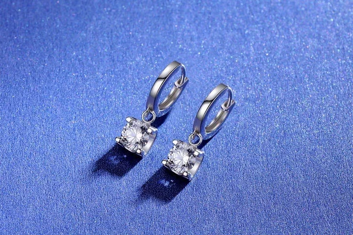 moissanite earrings attractive character women silver stud earrings 925 sterling silver shiny better than diamond party gift