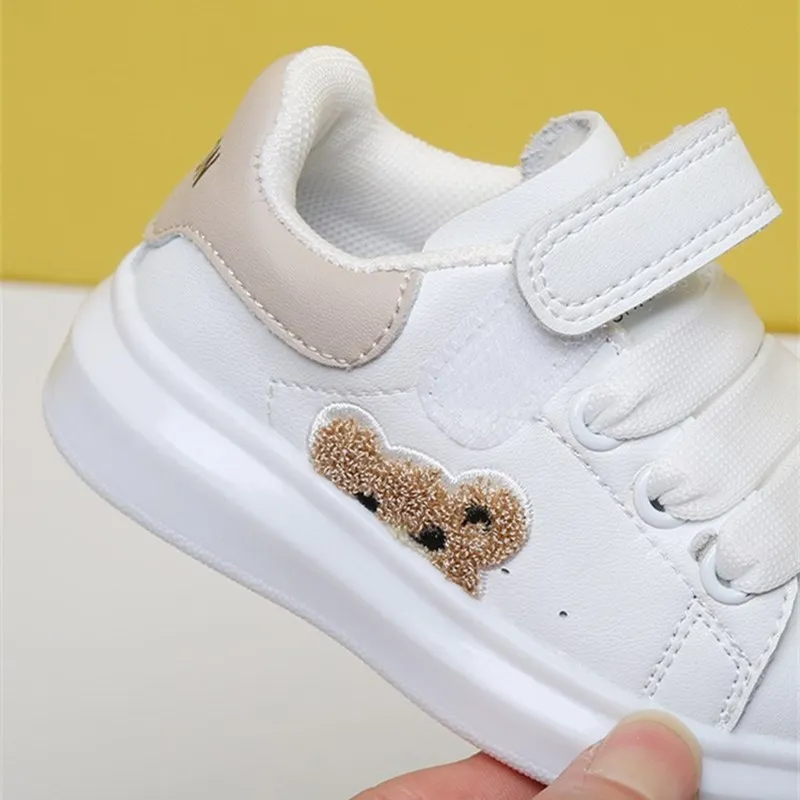 New Sping/Autumn Baby Shoes Leather Toddler Boys Girls Sneakers Cute Bear Soft Sole White Tennis Fashion Little Kids Shoes