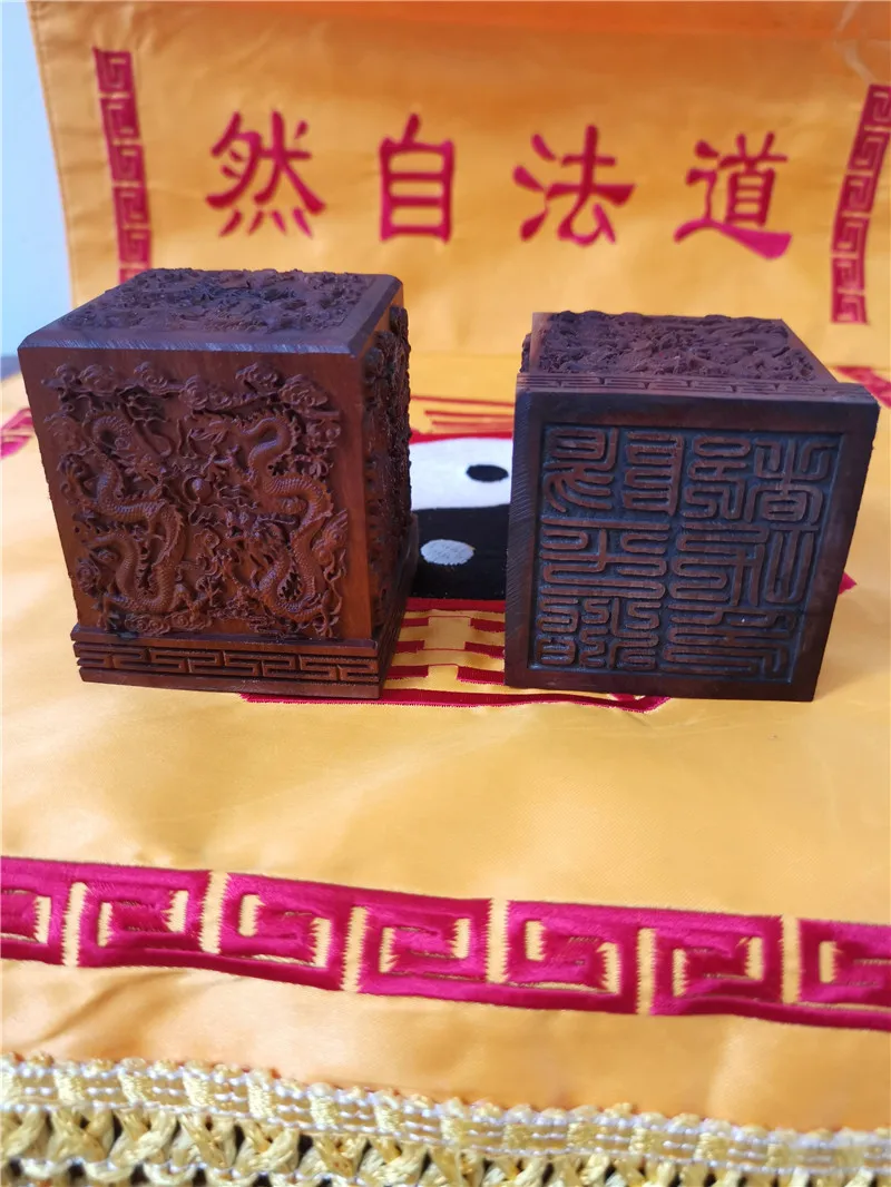 

Taoist articles, lightning strike jujube wood, relief, Kowloon, Yangping zhidu Gong seal, exquisite jujube wood Taoist seal