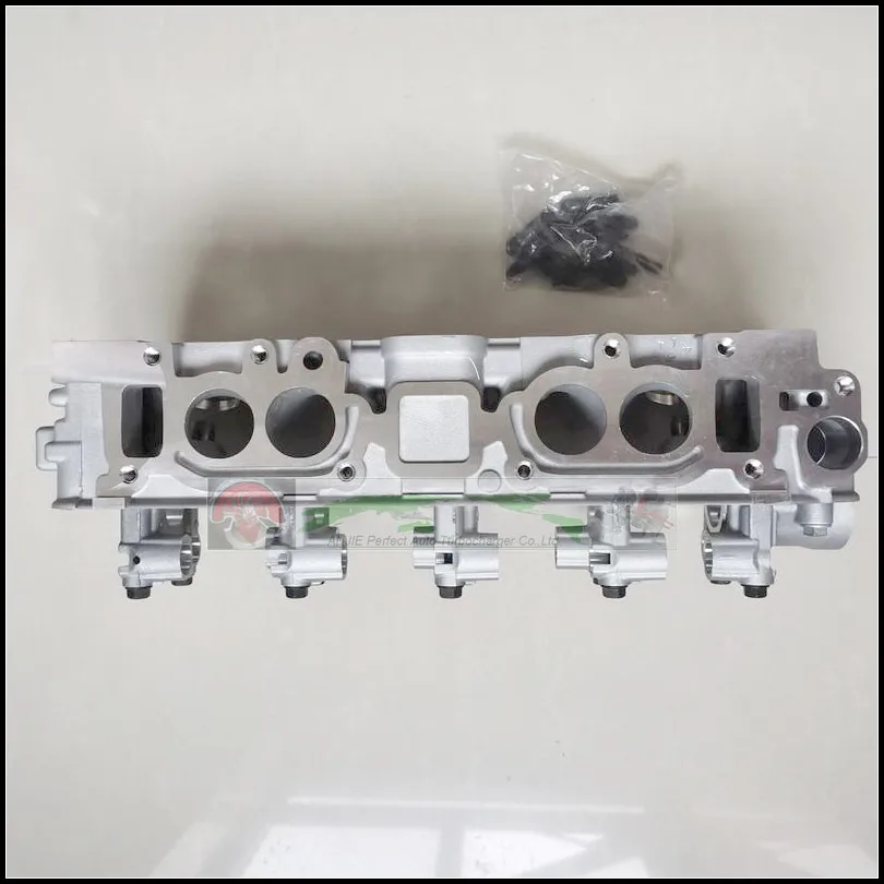 4G64 8V G4CS 2.4L Cylinder Head For Mitsubishi Galant L300 Expo Pajero Shogun Pick-up Space wagon Mighty Max H1 H100 MD099389