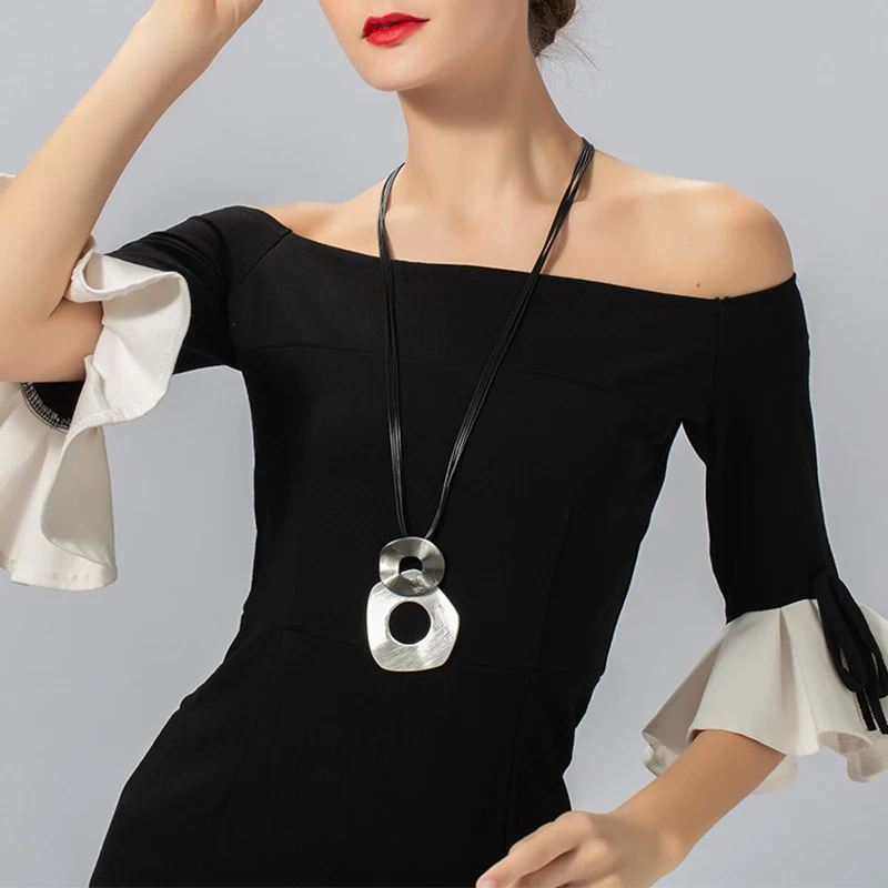 Amorcome Fashion – collier multi-brins en cuir noir avec pendentifs géométriques en métal, longue chaîne de pull, cadeau