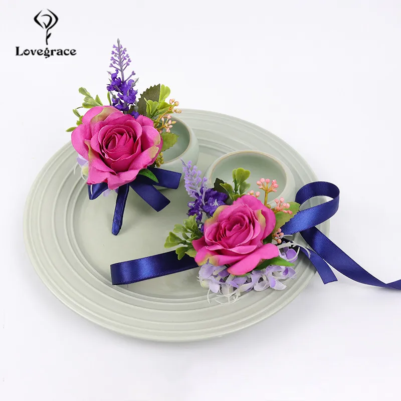 ผ้าไหมกุหลาบ Boutonniere งานแต่งงานสร้อยข้อมือ Corsage ข้อมือเพื่อนเจ้าสาวสีฟ้าริบบิ้นเจ้าบ่าว Boutonniere ดอกไม้พรหมแต่งงานอุปกรณ์เสริม