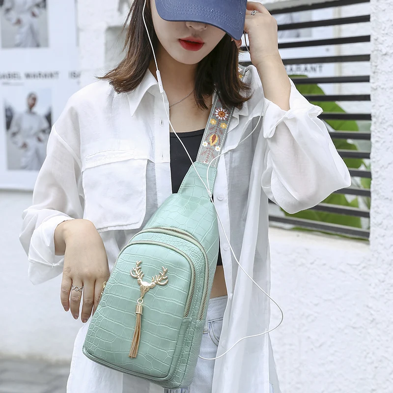 Fashion Wide Strap women Shoulder Bag small Tassels Design Crossbody Bag for Girl Chest Bag PU leather female phone purse wallet