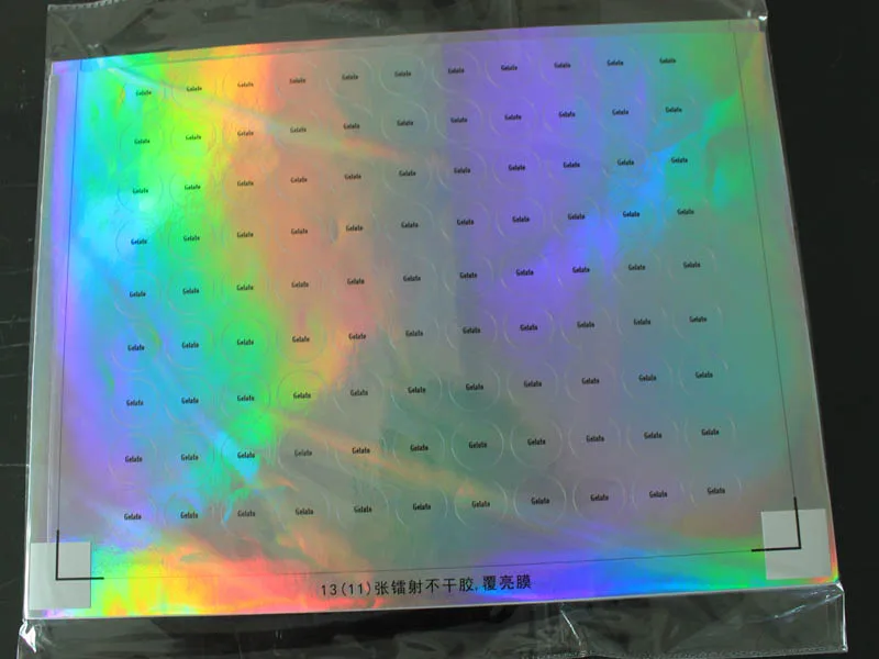Aangepaste Roll Cosmetische Label Drukkerij Custom Design 3D Anti-namaak Hologram Sticker Met Running Nummers