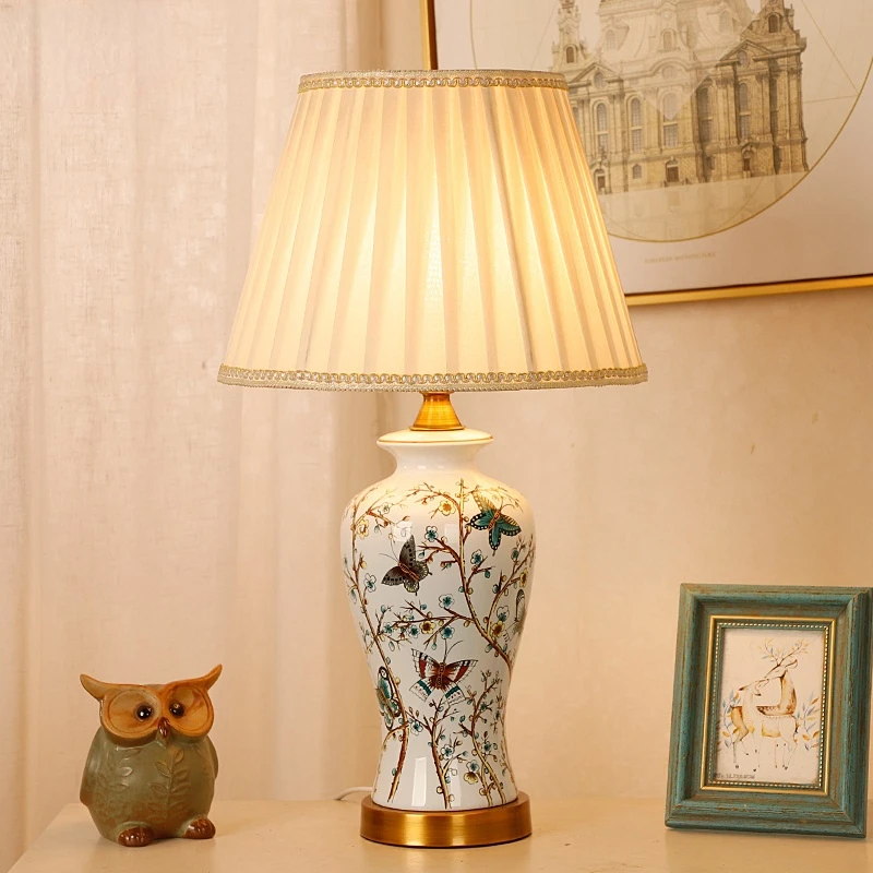 New Chinese Ceramic Table Lamp for Bedroom Bedside Lamp Living Room Study Warm Wedding Room Decorative Retro Lamp