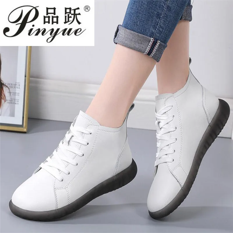 size 35 41 Women Genuine Leather Sport Boots for Lace Up Soft Bottom Motorcycle Ladies Boot frenulum Flat base Casual shoes