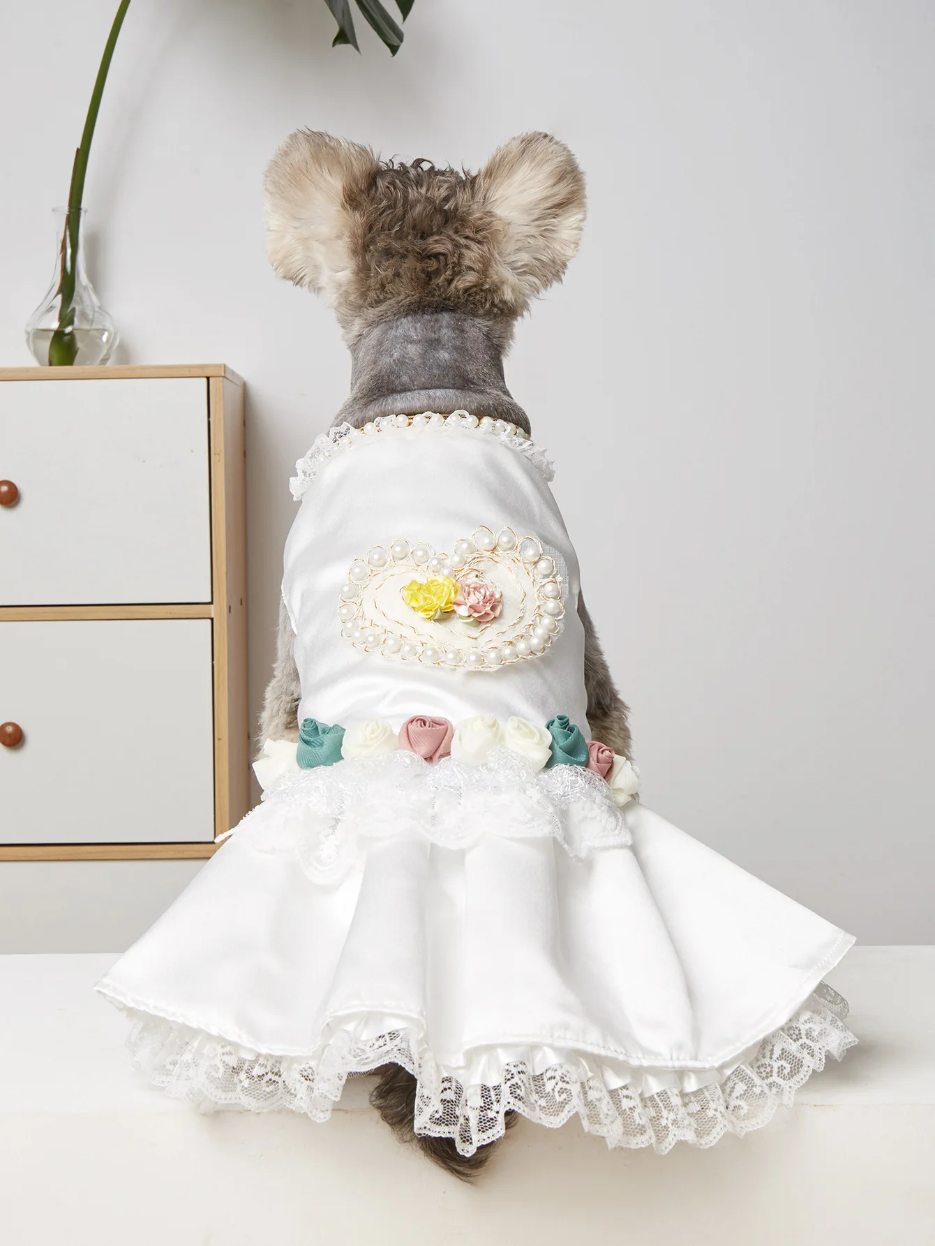 

Flower Rose satin drill Love Beading Wedding White Dog Dress Clothing For Dogs Clothes Puppy Dog Cat Clothing Pet Apparel