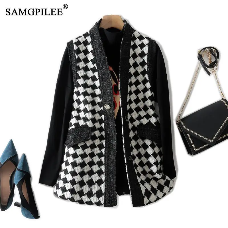 

SAMGPILEE Autumn Winter 2023 New Black White Plaid Vests Women Layering V-neck Single-breasted Cardigan Houndstooth Wool Jackets