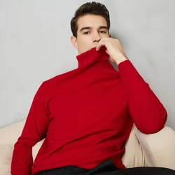 Jesienno-zimowe ciepłe męskie swetry z golfem Ciepłe wełniane swetry bawełniane Jednolity kolor Casual Knitter Pullovers Nowy Rok Czerwony sweter świąteczny