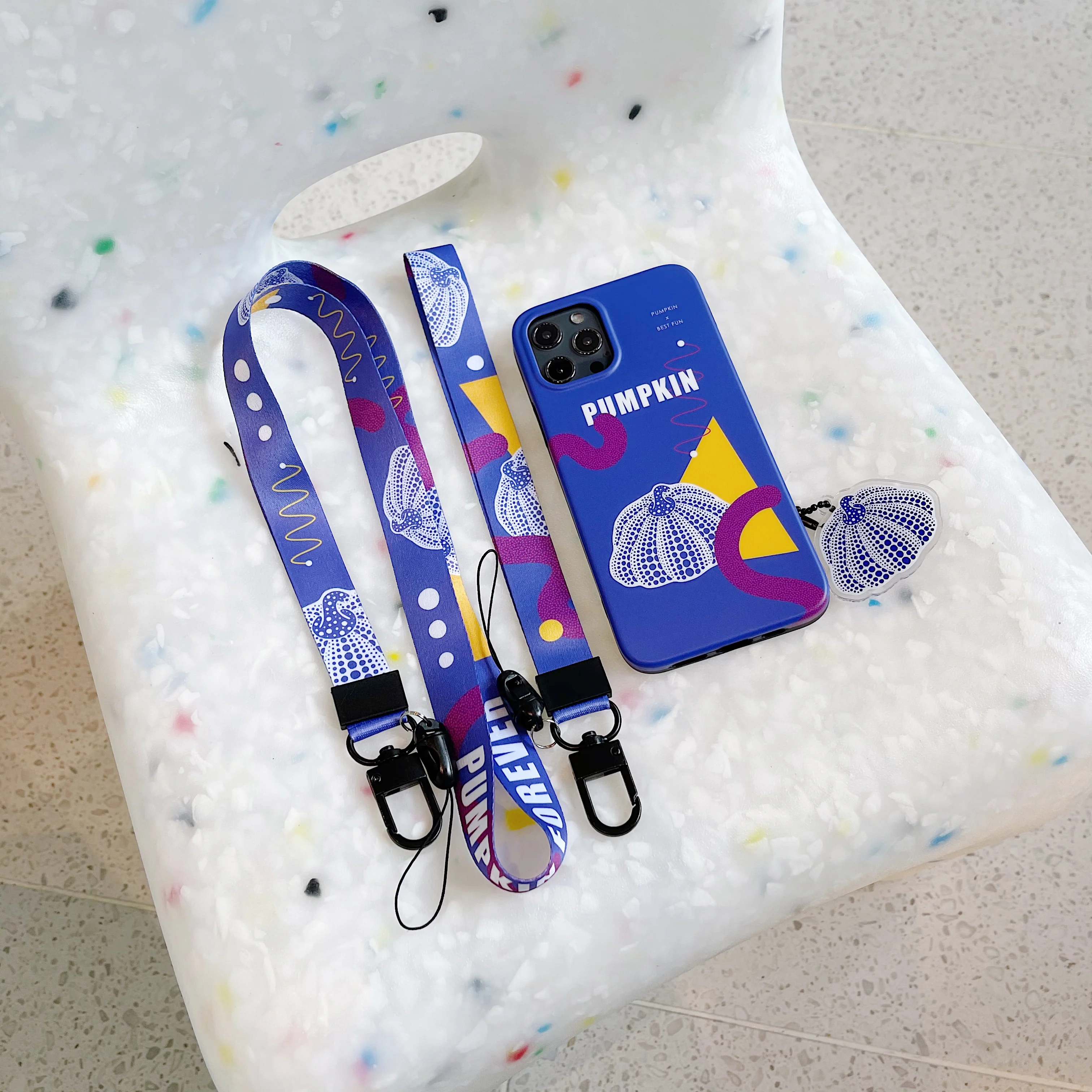 Yayoi-携帯電話,キー,IDカード,携帯電話用ストラップ付きネックストラップ