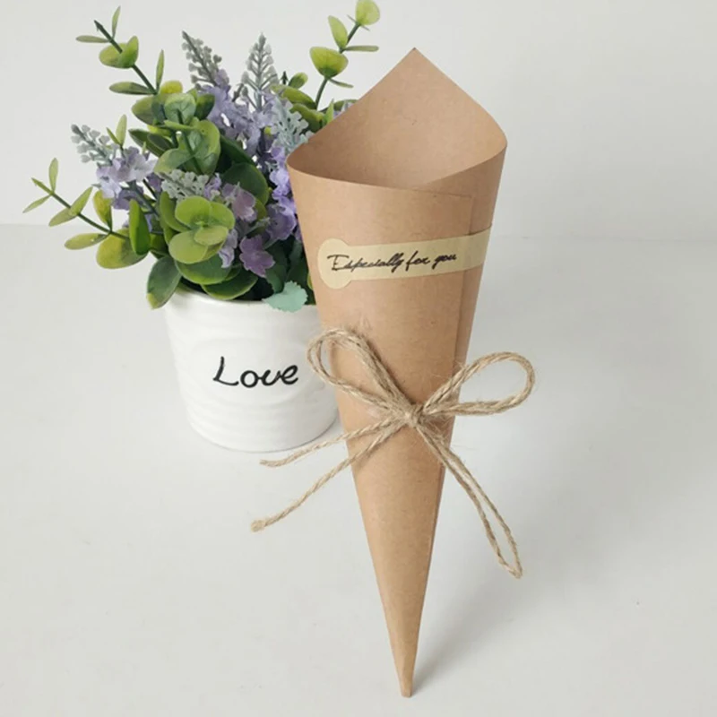 50PCS Wedding Confetti Retro Kraft Paper Petals Candy Placed Natural Confetti Cones For Wedding Party Birthday Party Decoration