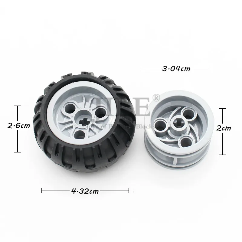 Technology Wheel 30.4mm D. x 20mm No Pin Holes with Tire 43.2 x 22 ZR 56145 44309 61481 High-Tech MOC Building Blocks Bricks