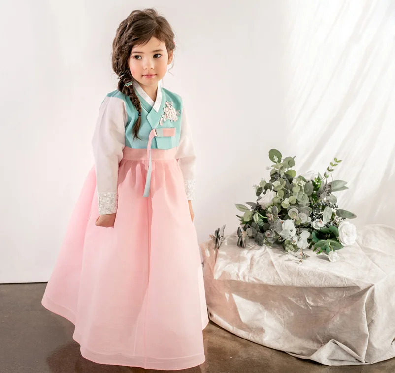 

Children's Korean Traditional Costume Dress Girls' Hanbok Dance Clothing For Kids Summer Long Sleeve Performance Costumes ZL75