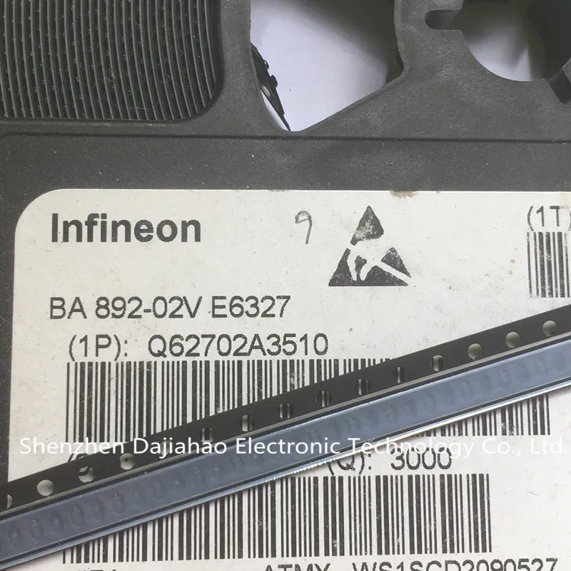 50 قطعة/الوحدة BA892-02V E6327 50 قطعة BA892 العلامة التجارية الجديدة المستوردة ديود دبوس التبديل 35 فولت 2 دبوس SC-79 T/R-السائبة (Alt: BA892-02VE6327)