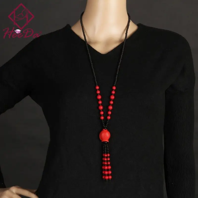 Lady Ethnic Graceful Long Beads Necklace Women Vintage Joker Red Tassel Sweater Chain Lady Elegant Flower Jewelry Accessories