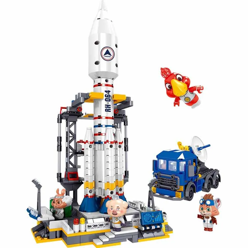 

664 Pieces Aerospace Rocket Launch Base Space Shuttle Building Blocks Spaceman Astronaut Pig Cat Figures Bricks Toys Children