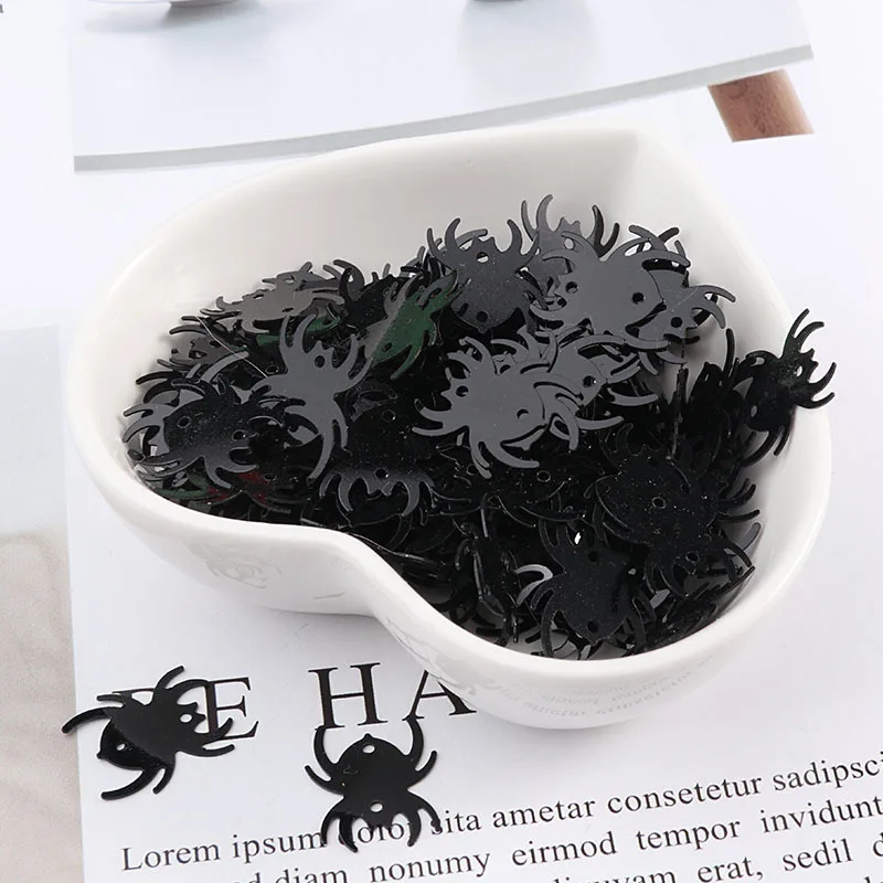 10g/Pack Spiders Pumpkin Bat Witch Ghos Sequins Halloween Party Decoration Kids Halloween DIY Gift Costume Lentejuelas Material