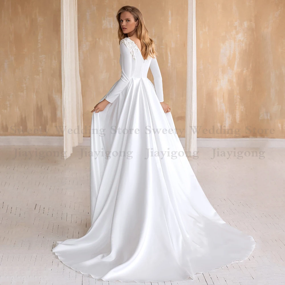 2022 Arabic Wedding Dress Long Sleeves Scoop Neck Simple Bridal Gowns A Line Sweep Train Jersey Marriage Muslim Bride Dresses