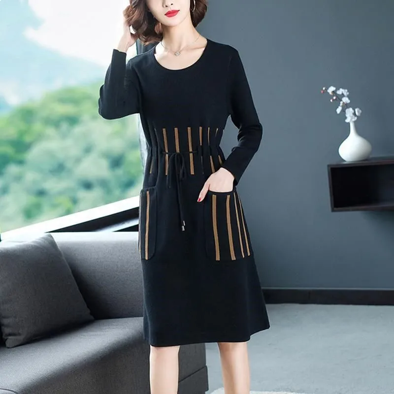 

Women Knitting Sweater Dress For Spring Autumn 2024 New Casual O-Neck Striped Draw String Slim Pockets Bottom Oversize Clothes