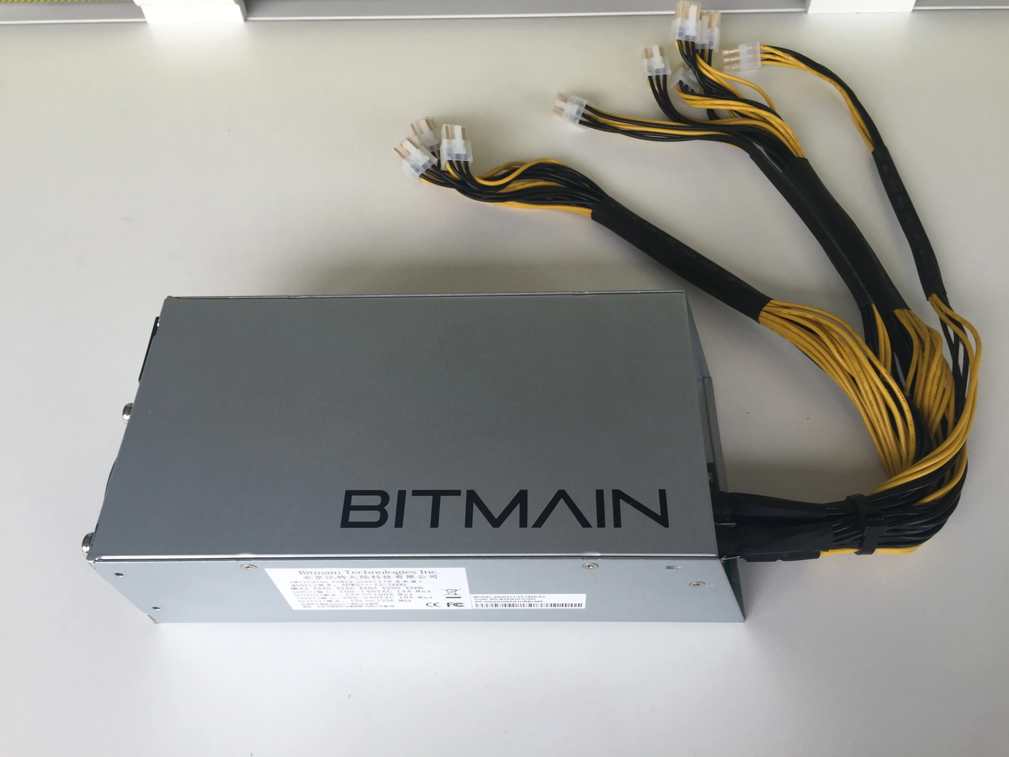 

Bitcoin antminer Official Power Supply APW3++ Miner Power