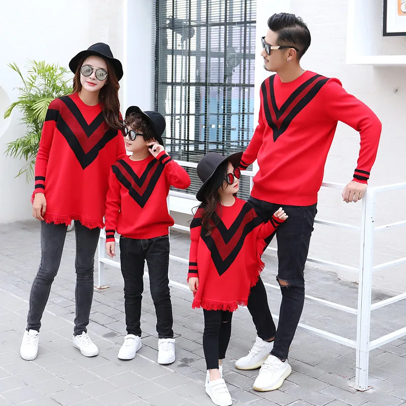 Matching Family Sweaters Mother Daughter Dad Son Striped Long Sleeve Knit Tops Family Look Christmas New Year Couple Sweaters