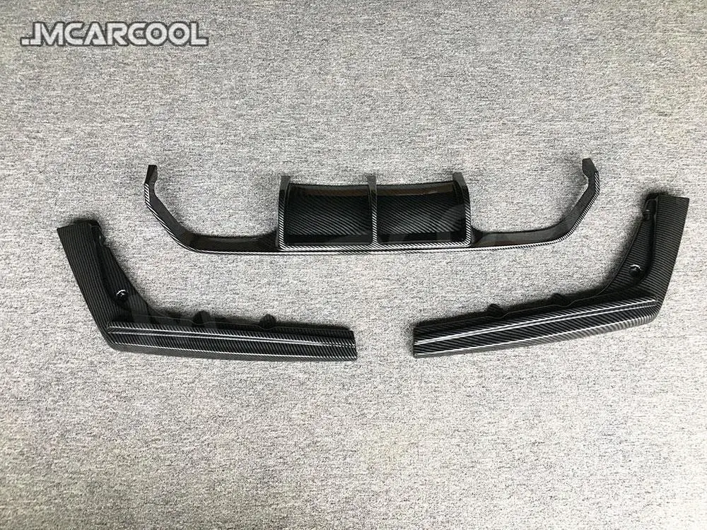 Car Rear Diffuser Bumper Lip Splitter Spoiler for BMW 3 4 Series F80 M3 F82 F83 M4 2014- 2019 V Style ABS Anti-crash Cover Part