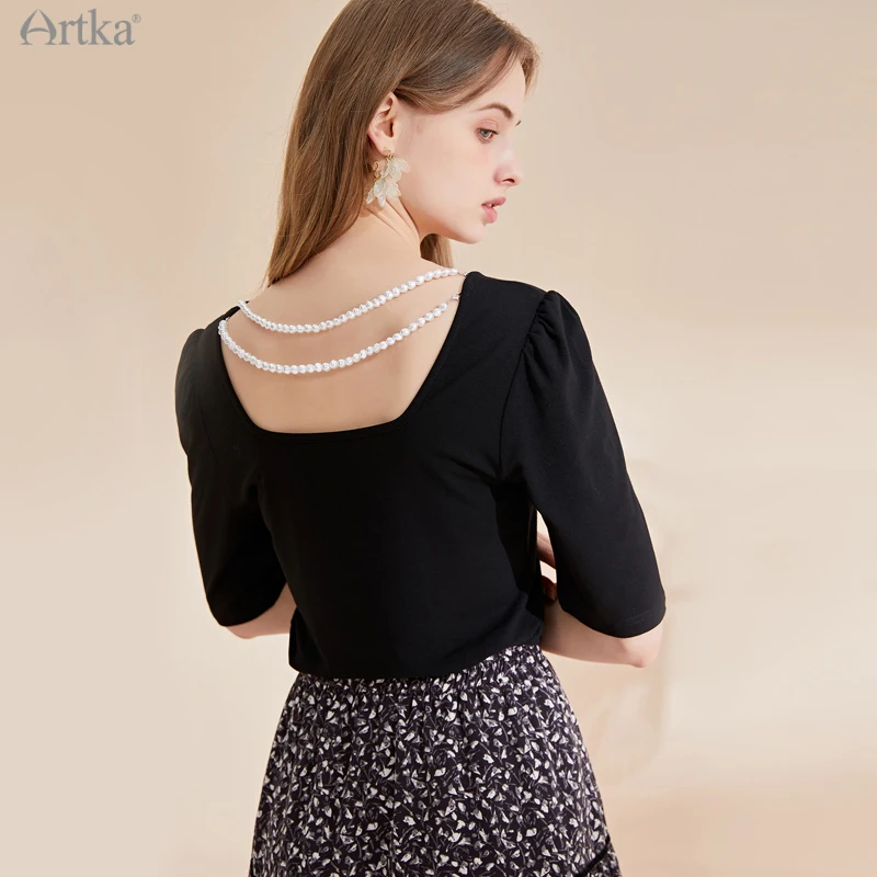 ARTKA 2021 Summer New Women T-shirt Elegant Retro Square Collar Soft T-shirt Back Pearl Necklace Short Sleeve T-shirts TA28013X