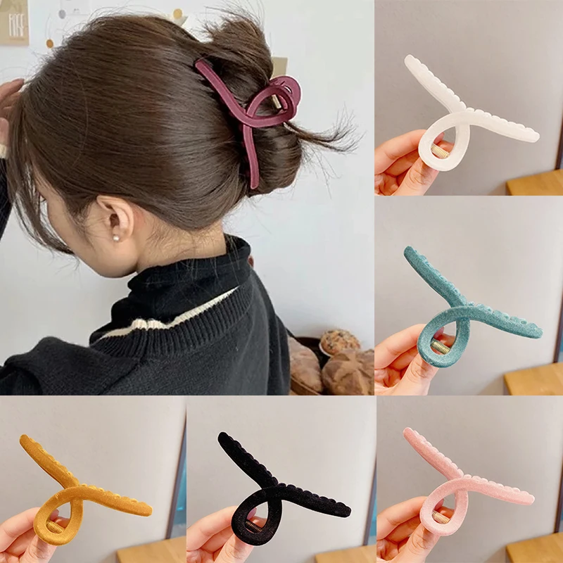 New Korean Velvet Hair Claw Clips For Women Vintage Solid Color Cross Hairpins Fashion Acrylic Barrettes Girls Hair Accessories