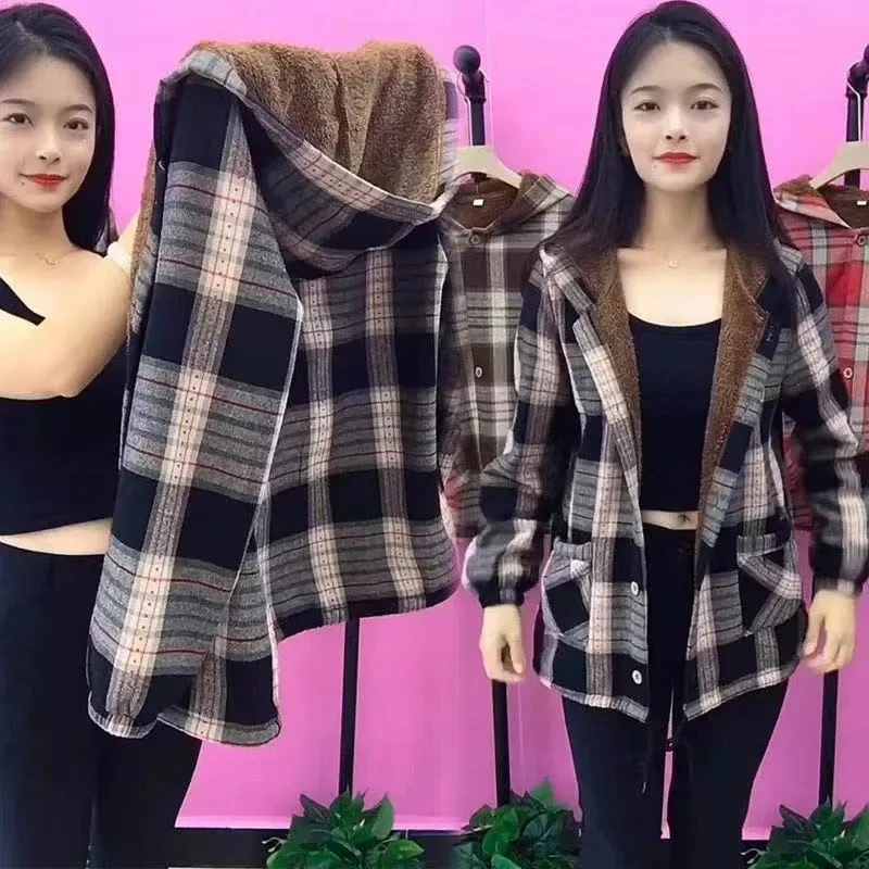 2022 New Hooded Autumn Winter Ladies Jacket Fashion Add Velvet Short Women\'s Coatlattice Single-Breasted Loose Outerwear