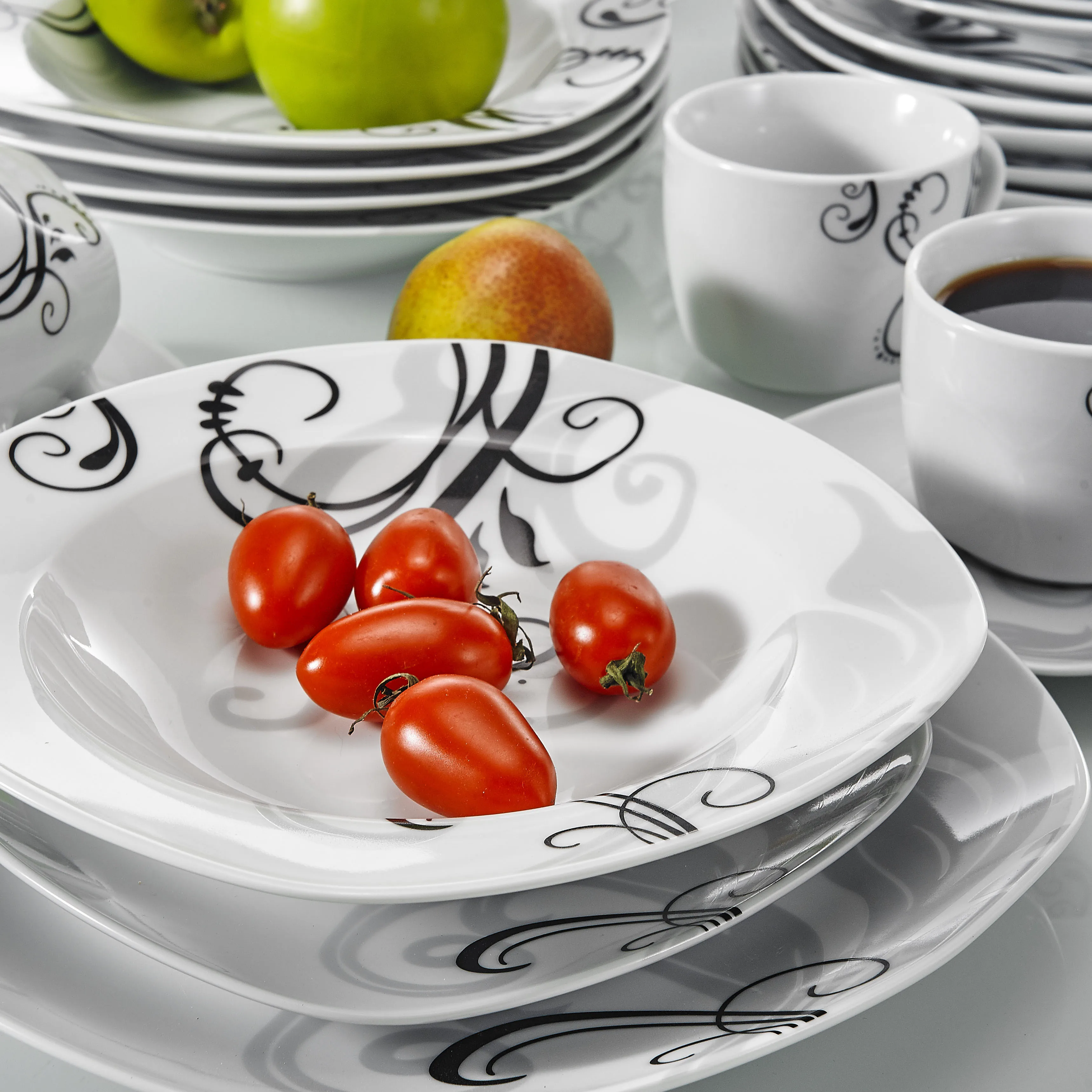 VEWEET ZOEY 30-Piece Black Decals Porcelain Ceramic Dinner Combi