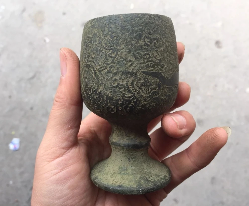 China's old jade Cup Embossed Shouzi Jade Cup Longtu Cup